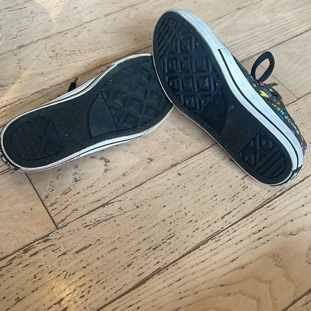Converse Gamer Chuck Taylor All Star Low Top Little/Big Kids size 4
